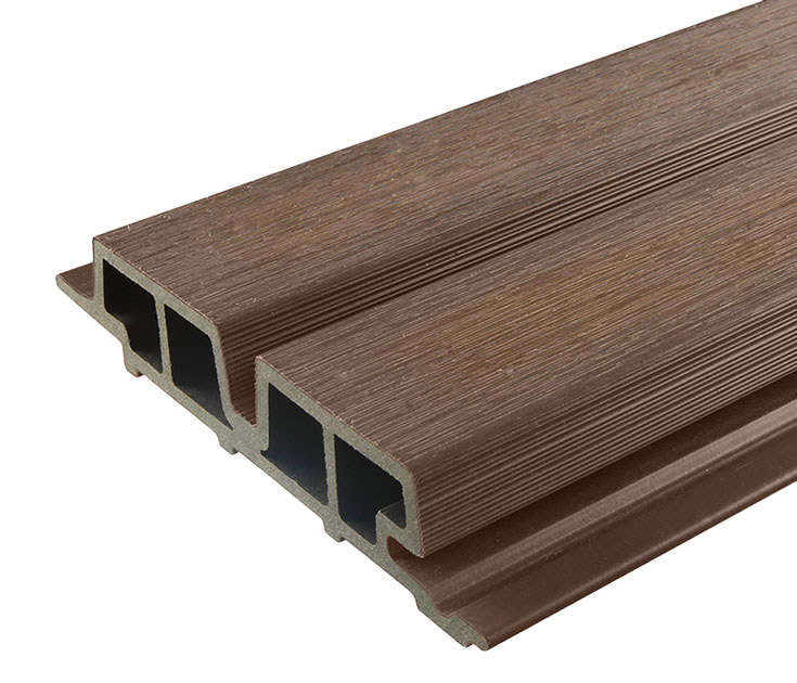 Bardage de bois composite WEO 60 en couleur Ip&eacute;